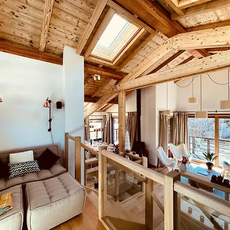 Chalet Crystal